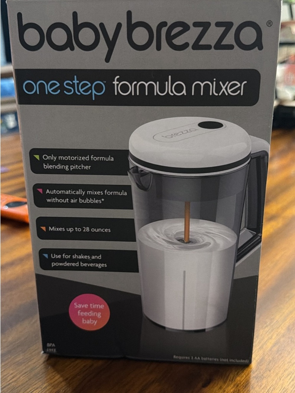 Brand New in box babybrezza One Step Formula Mixer